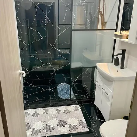 Greenlight By * 클루지나포카